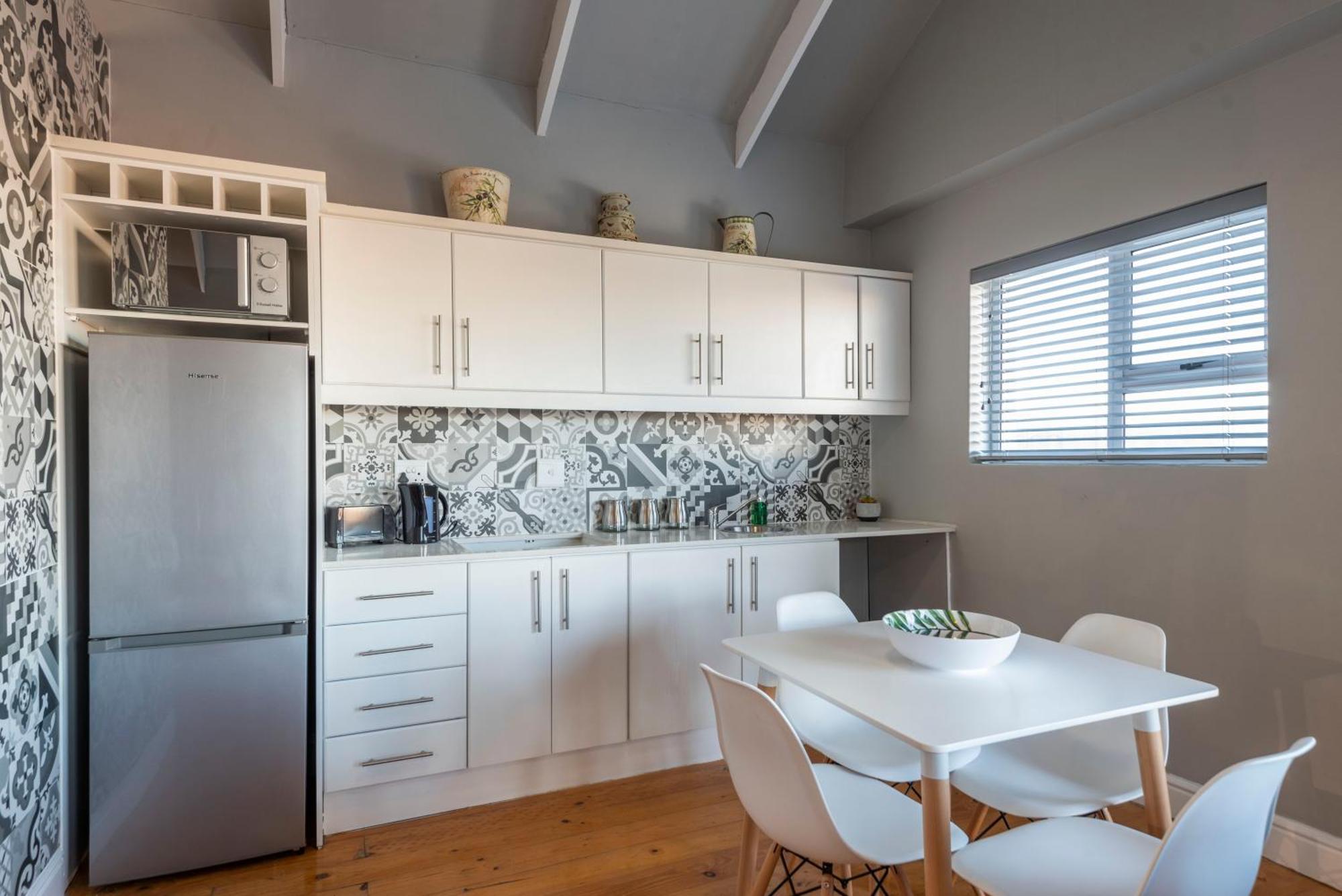Harbour Cottages, Humewood Port Elizabeth Bilik gambar